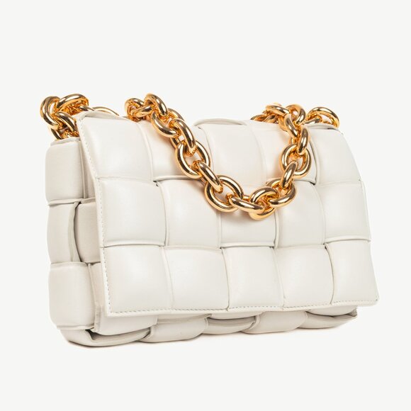 Bottega Veneta Maxi Chain Cassette Chalk Intreccio-Lambskin Shoulder Bag - Picture 2 of 11